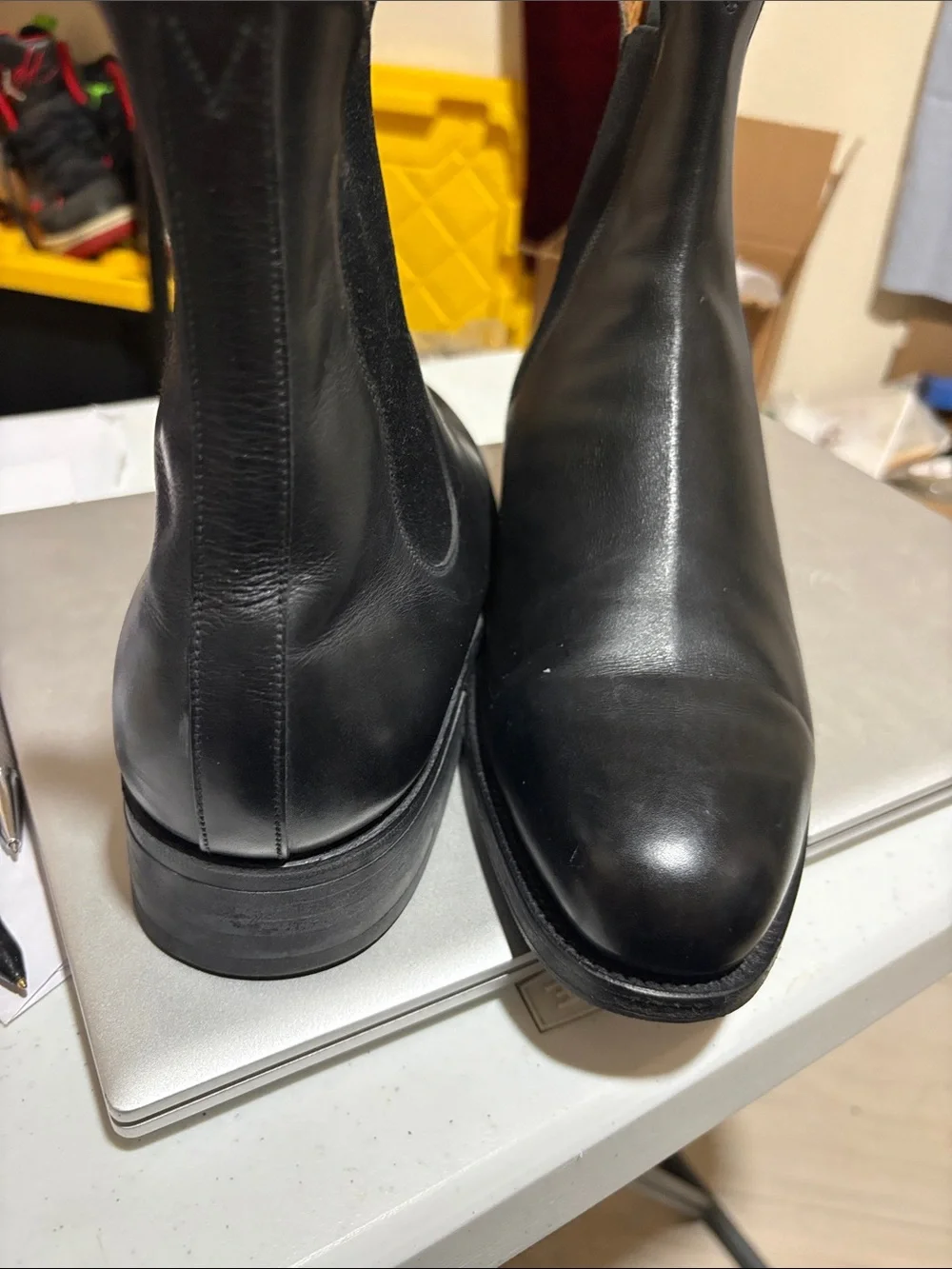 Classic Black Leather Chukka Boots - Timeless Men’s Chelsea-Style Boot